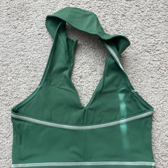 SET Active Sportbody Green Top - Picture 2 of 3